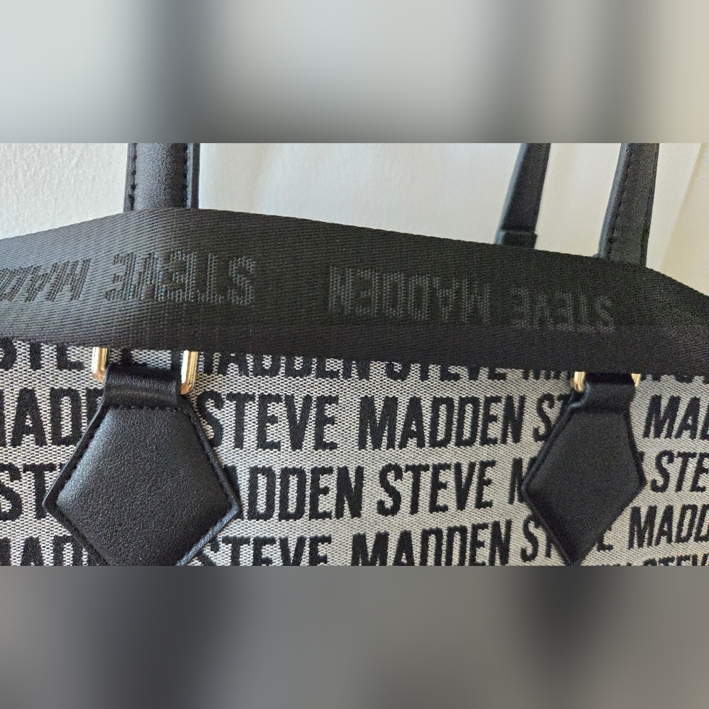 Steve Madden Black & Grey, Repeat Logo Shopper Handbag with removable Extra Bag - Picture 12 of 13